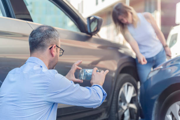 Professional Full Coverage Car Insurance technician working in Robert Lee, TX
